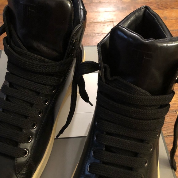 Tom Ford Hi Top Leather Sneakers - Picture 16 of 16